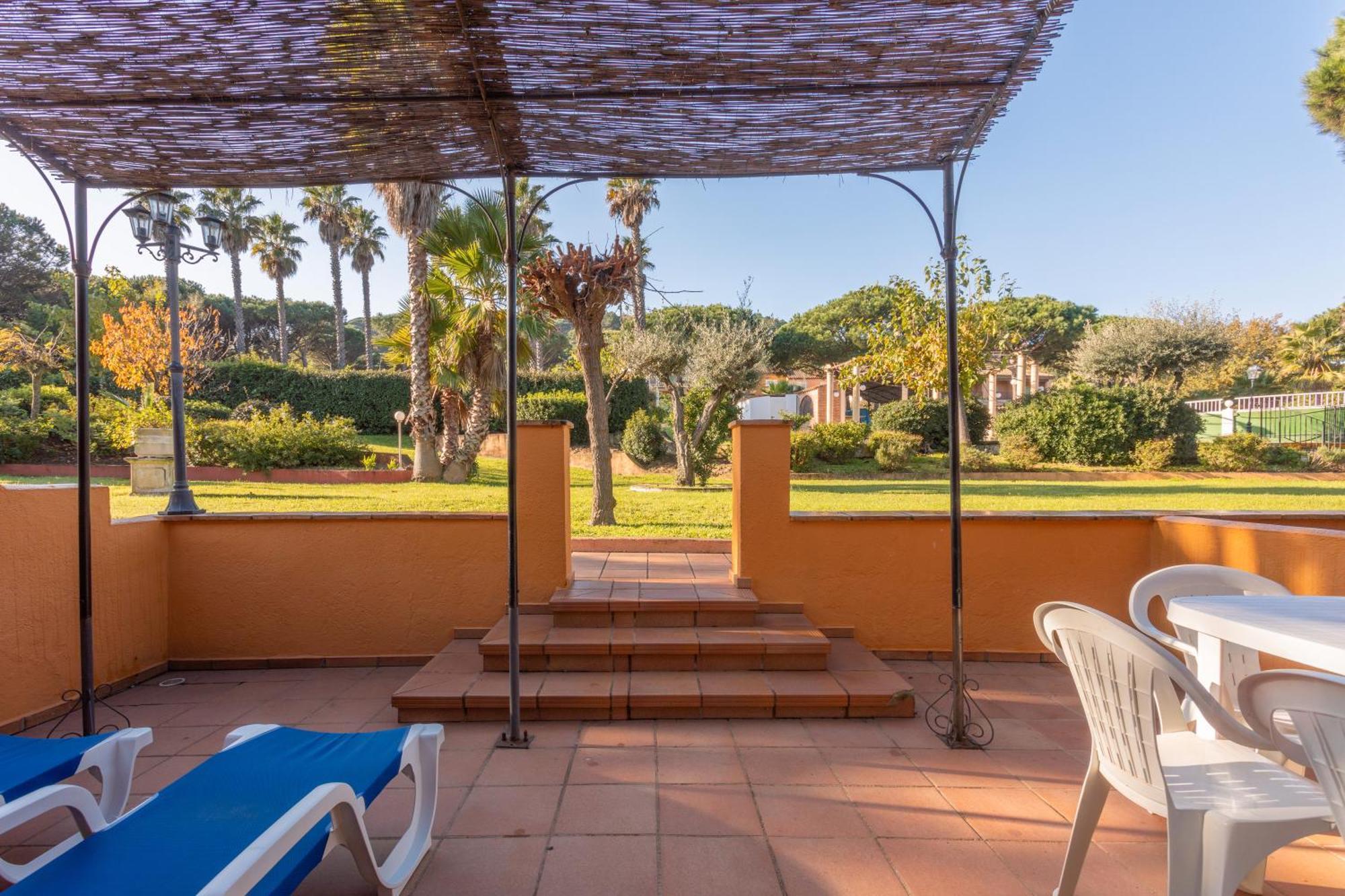 25 Lola Flores Saint-Tropez