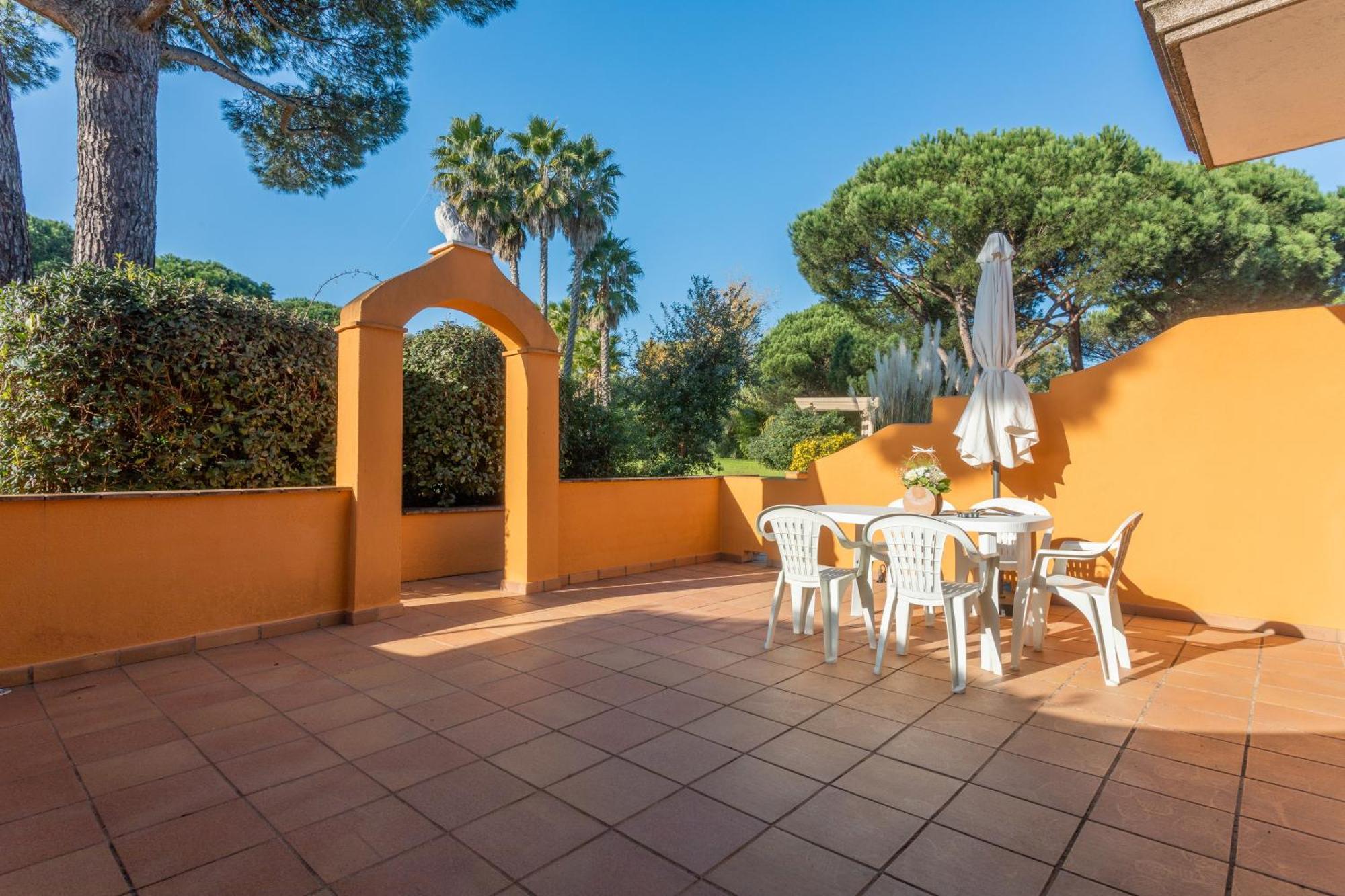 28 Maria Levy's * Saint-Tropez