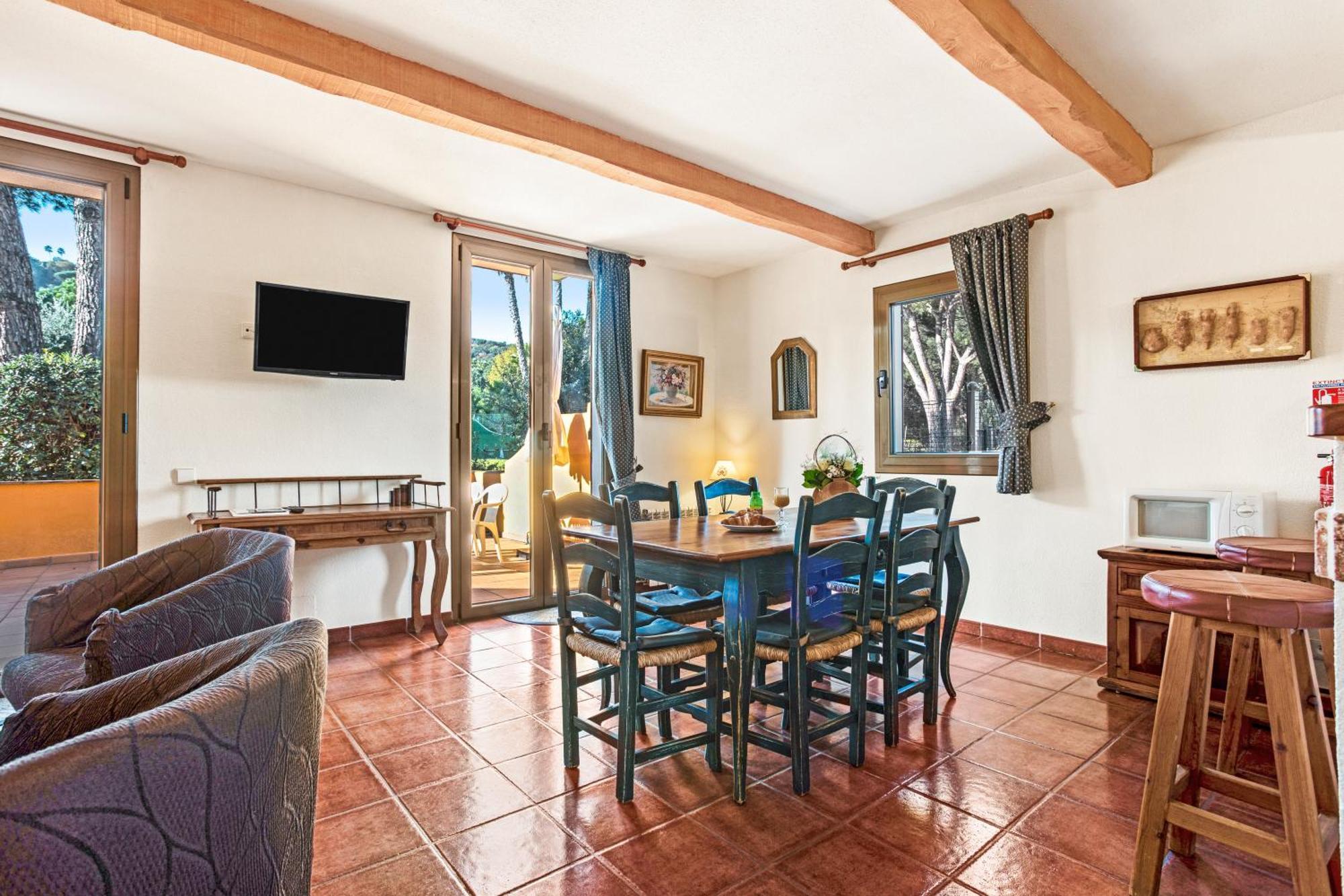 Villa 28 Maria Levy's *