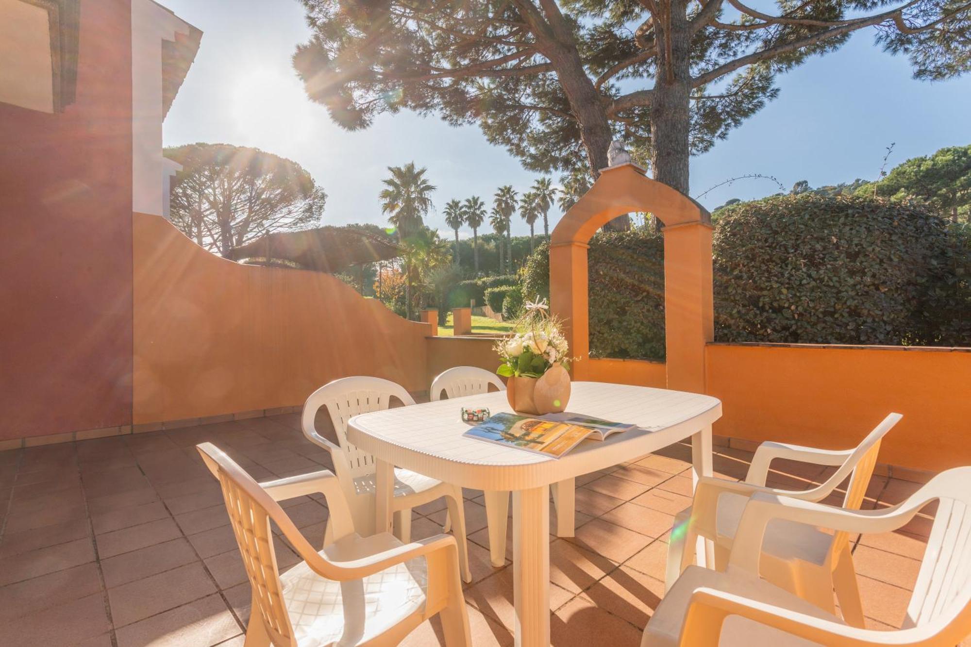 28 Maria Levy's * Saint-Tropez
