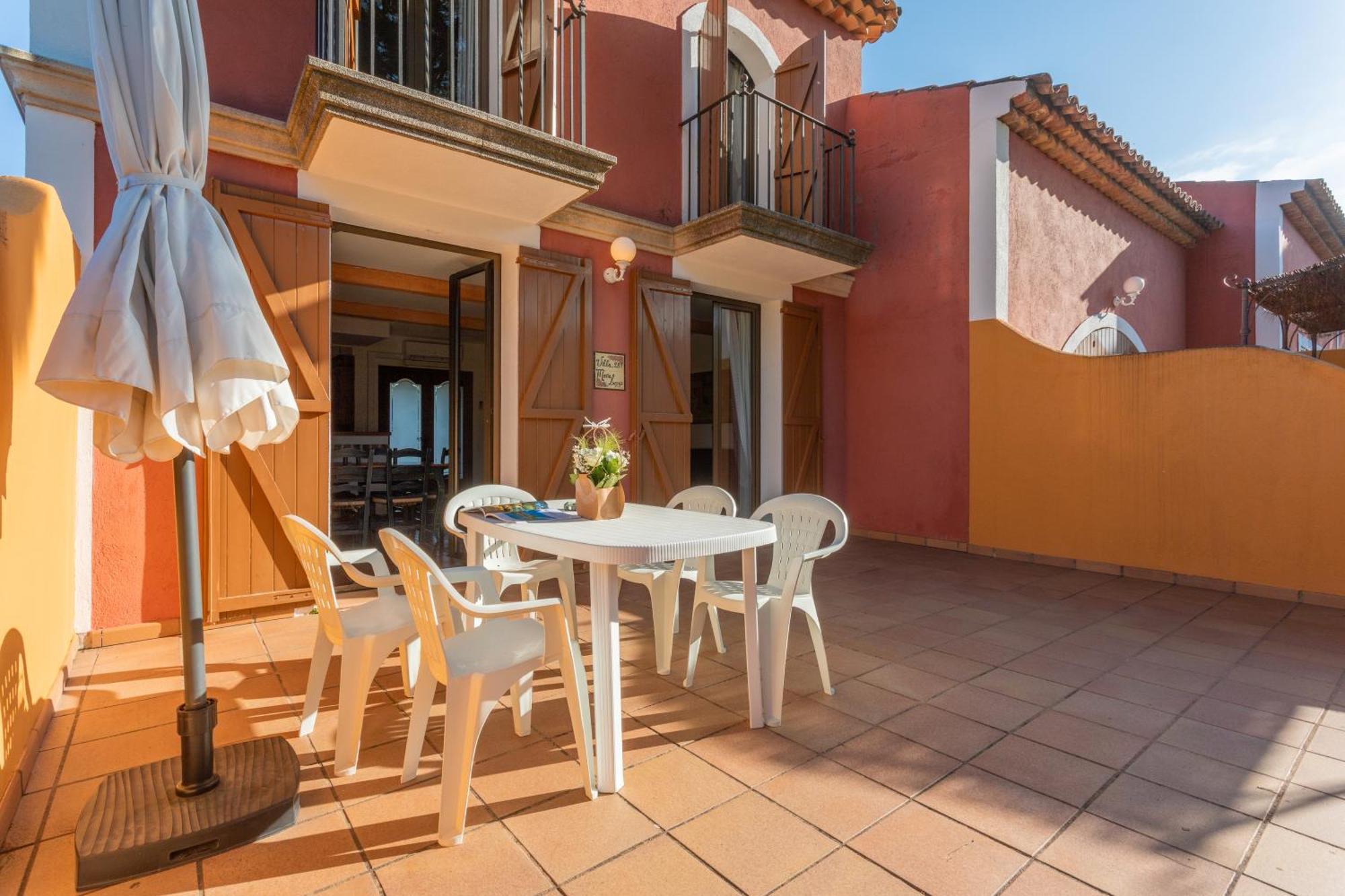 28 Maria Levy's * Saint-Tropez