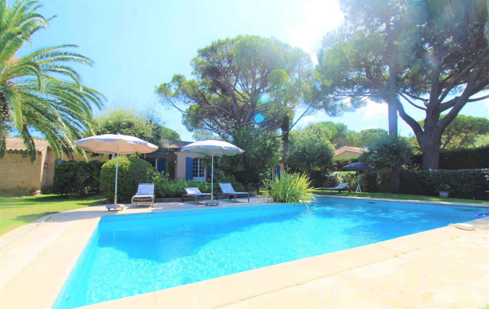 Sanderling - A 3 Km De St-tropez - Climatisee Avec Piscine Privee Saint-Tropez