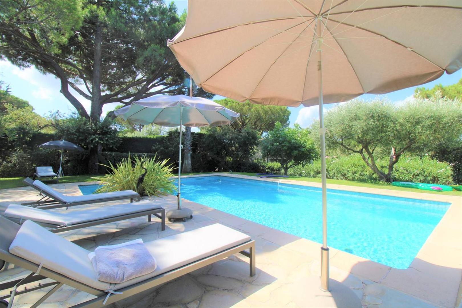 Sanderling - A 3 Km De St-tropez - Climatisee Avec Piscine Privee Villa *