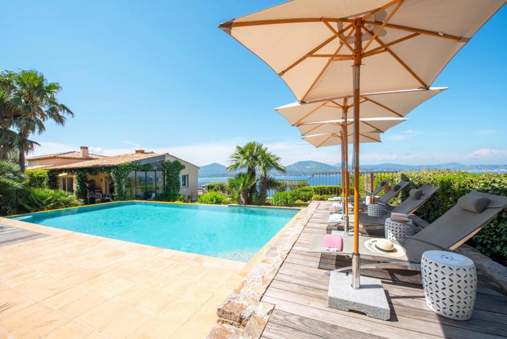 Blue Med Villa