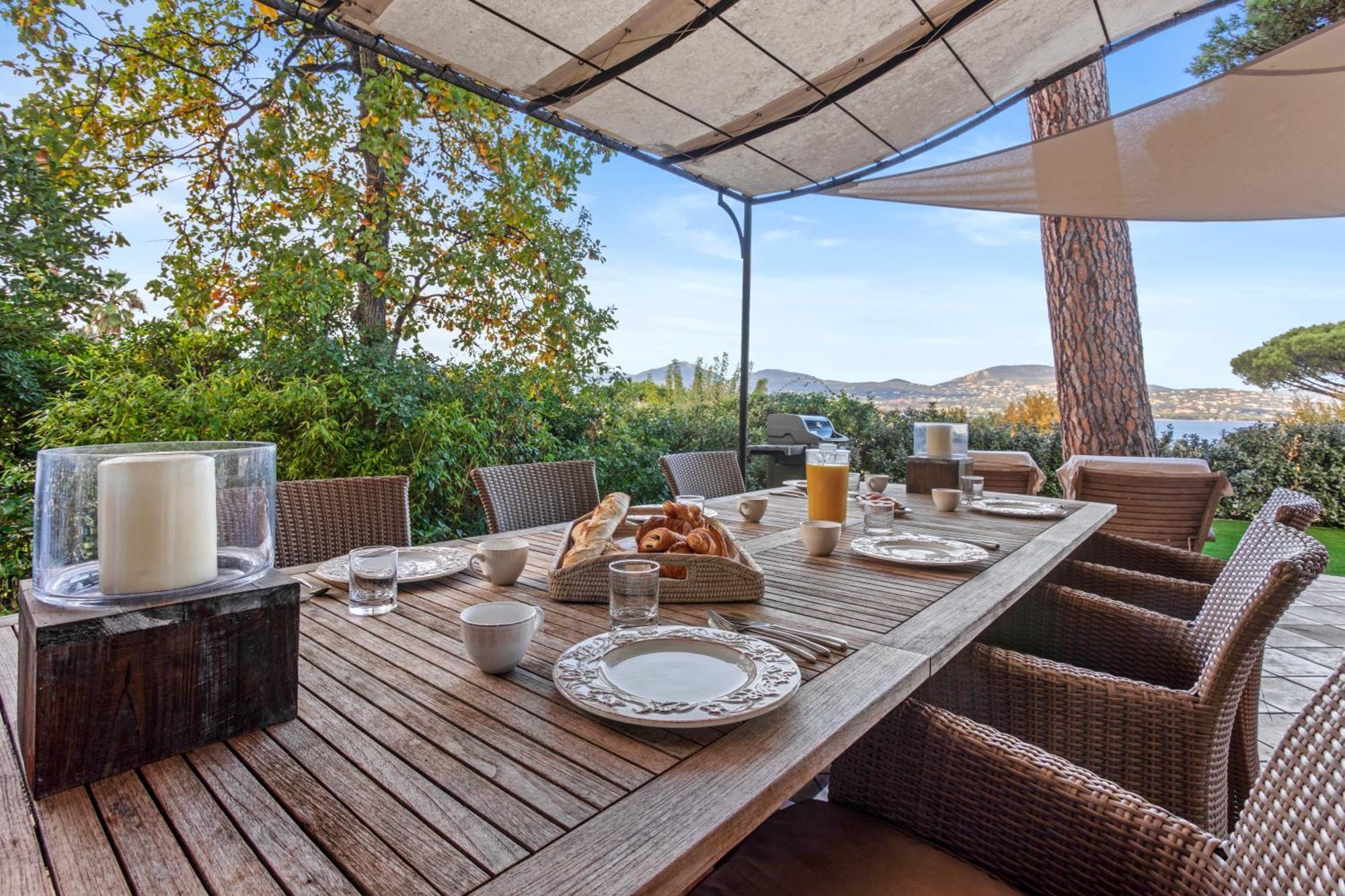 Le Tropezien - Vue A 180, 3 Chambres, Jardin & Piscine Holiday home Saint-Tropez