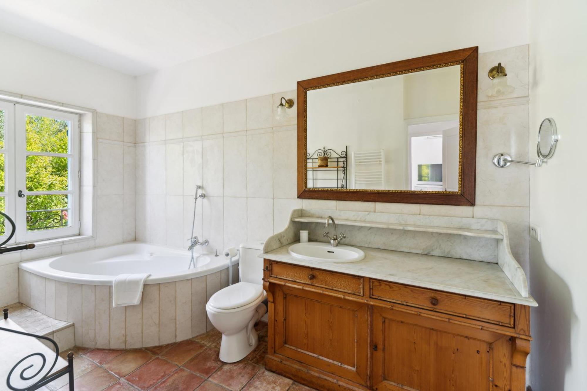Villa La Desirade - Les Pieds Dans L'eau - La Bouillabaisse - St Tropez - 14 Personnes Saint-Tropez