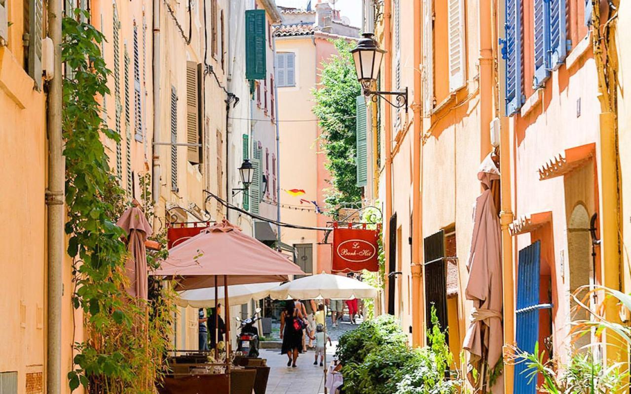 Un Nid A Tropez