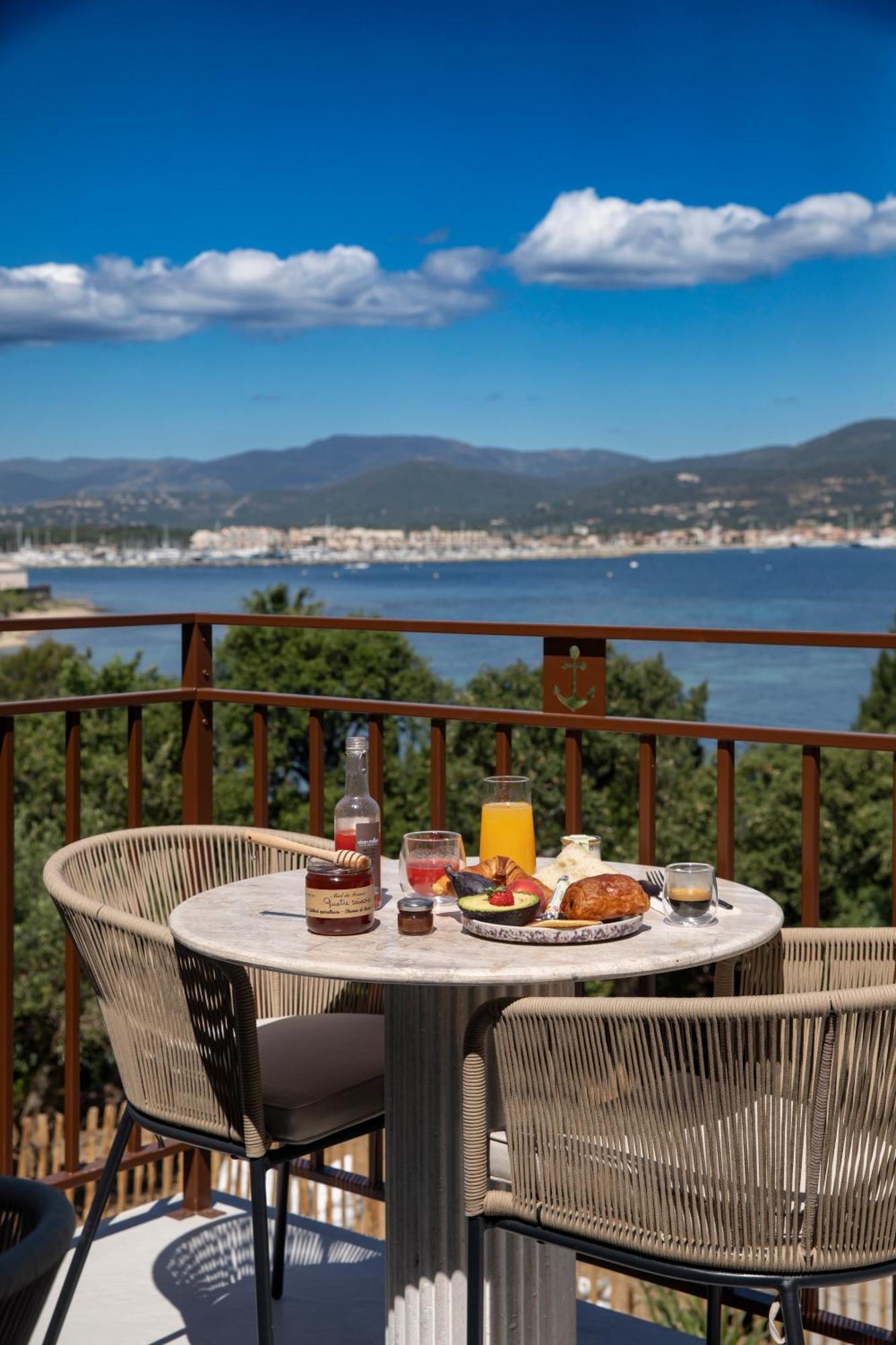 Hotel Tinah 4*