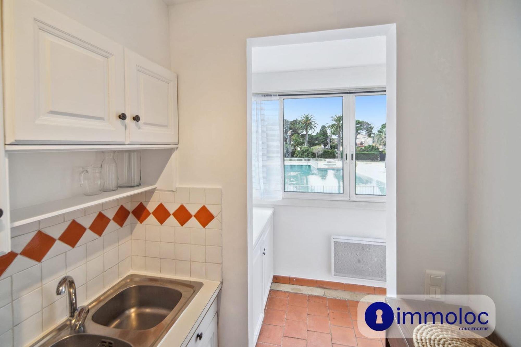 Apartment Air-conditioned With Swimming Pool In St Tropez Saint-Tropez