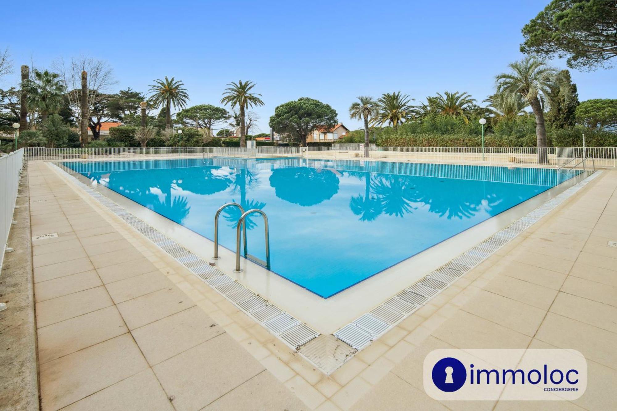 Air-conditioned With Swimming Pool In St Tropez Saint-Tropez
