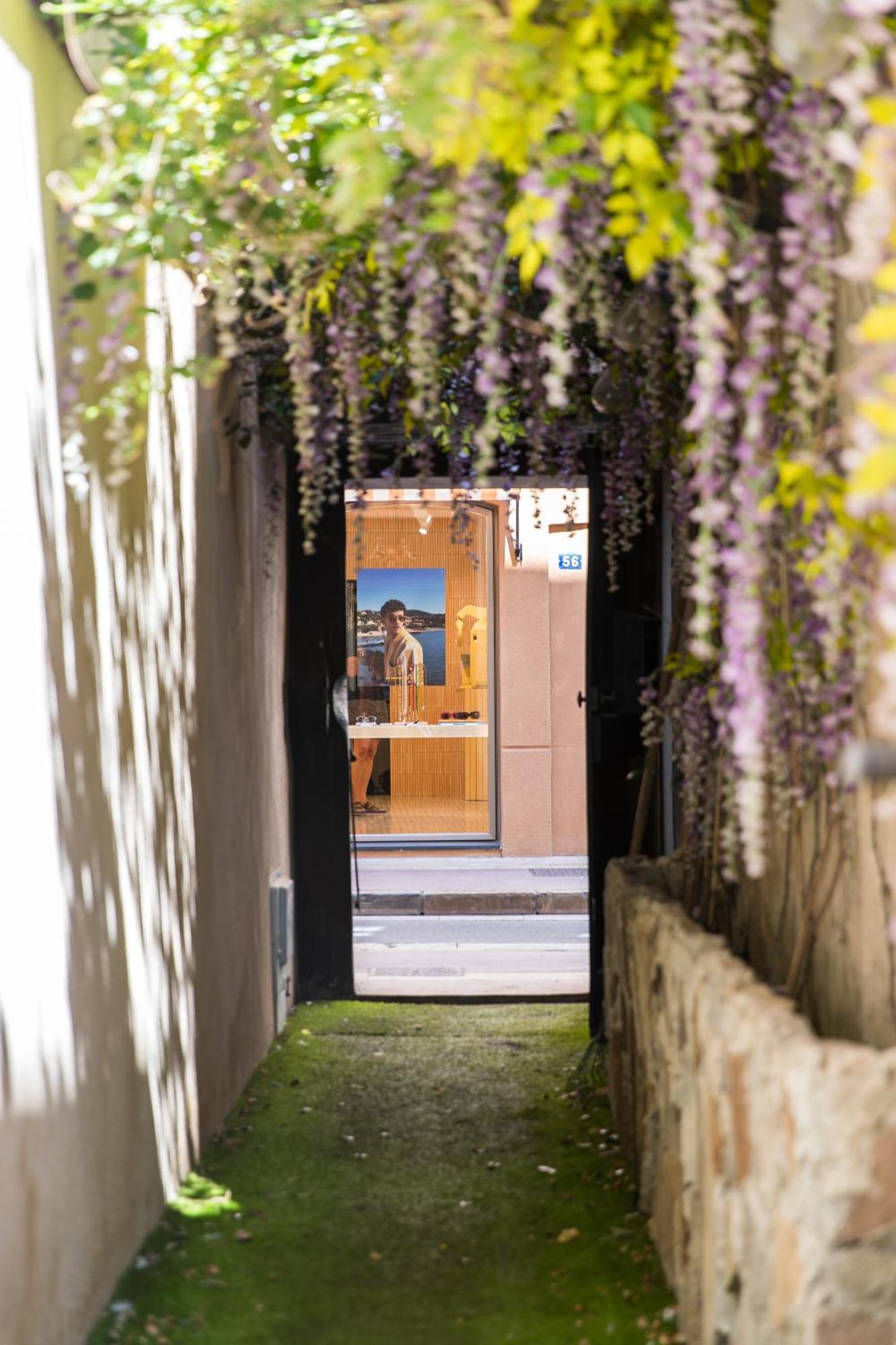 Steps From The Port! Chic 2-bed In The Heart Of * Saint-Tropez