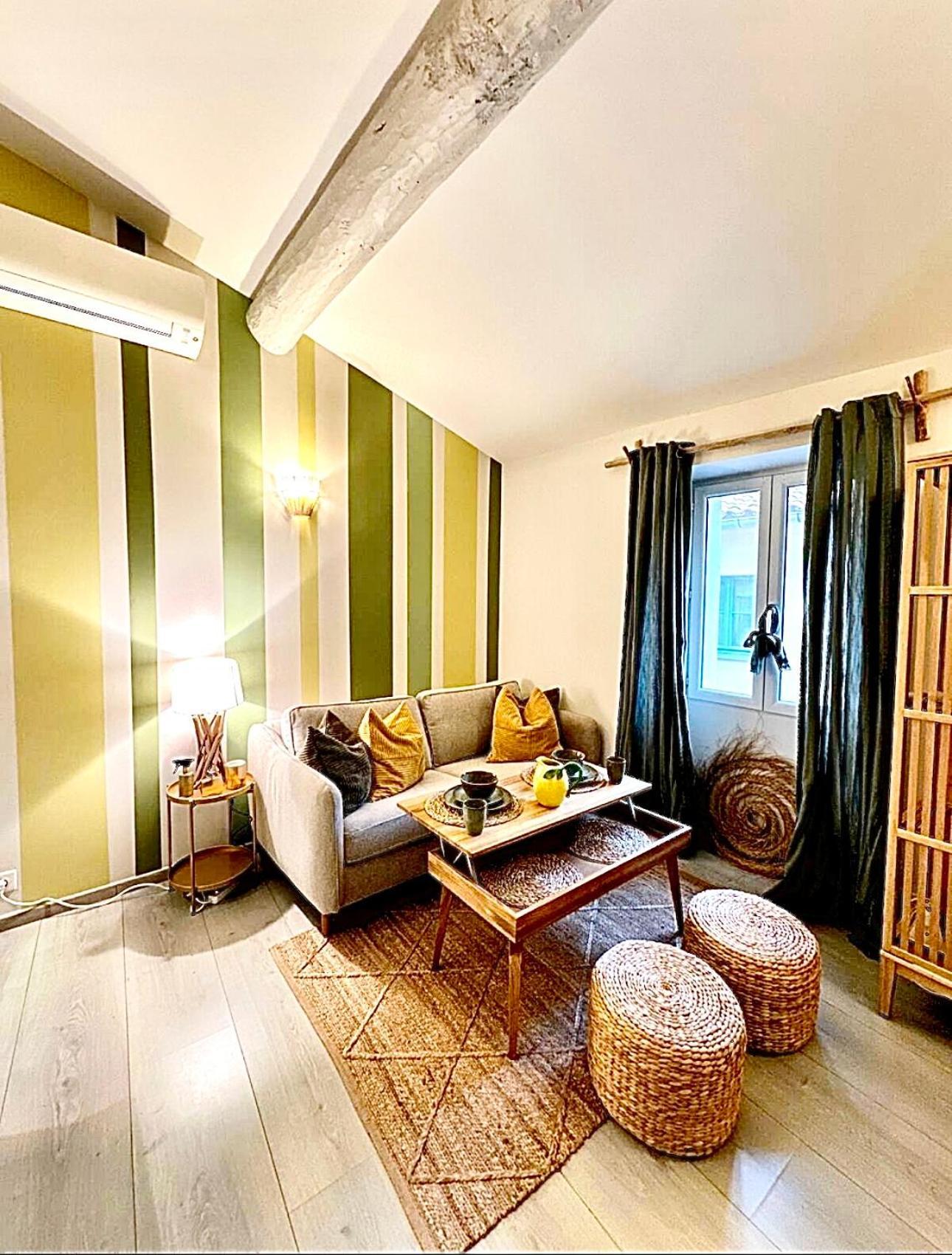 Apartment Cozy Le Cedre, Port De Tropez Saint-Tropez