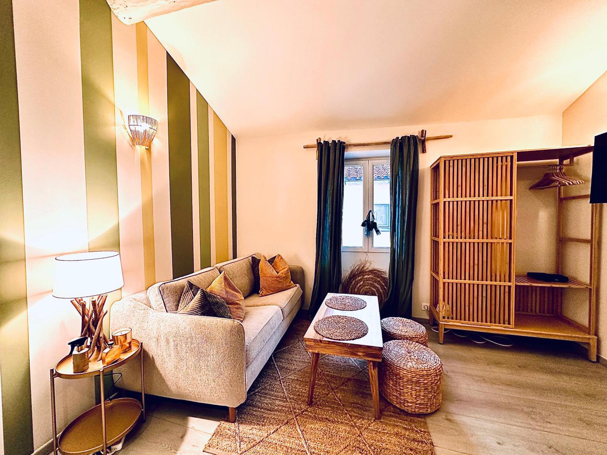 Apartment Cozy Le Cedre, Port De Tropez *