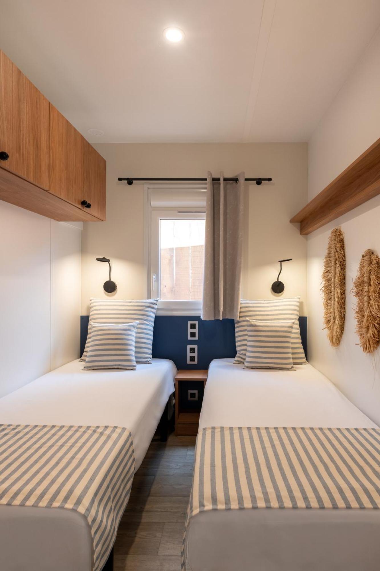 Toison D'or Holiday park 5*