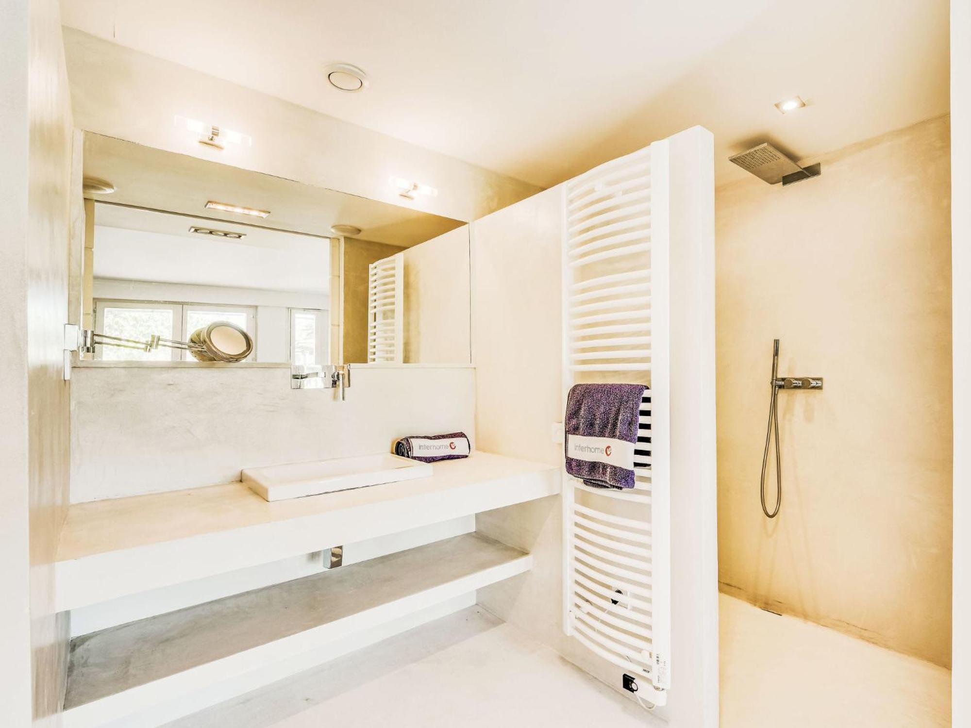 Apartment La Romane By Interhome Saint-Tropez