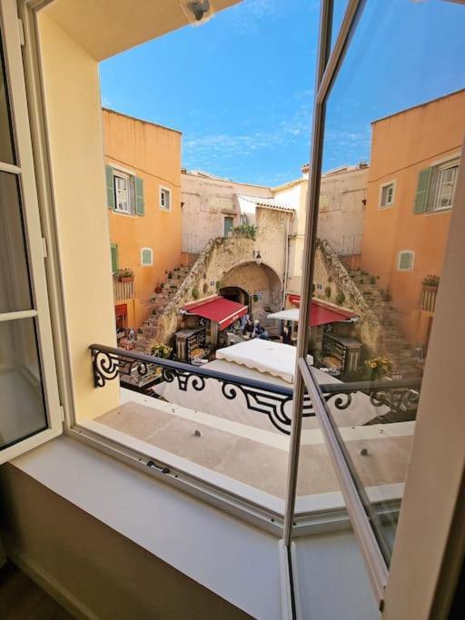Apartment Cosy - Climatise - 2 Pas Du Port - Place Aux Herbes