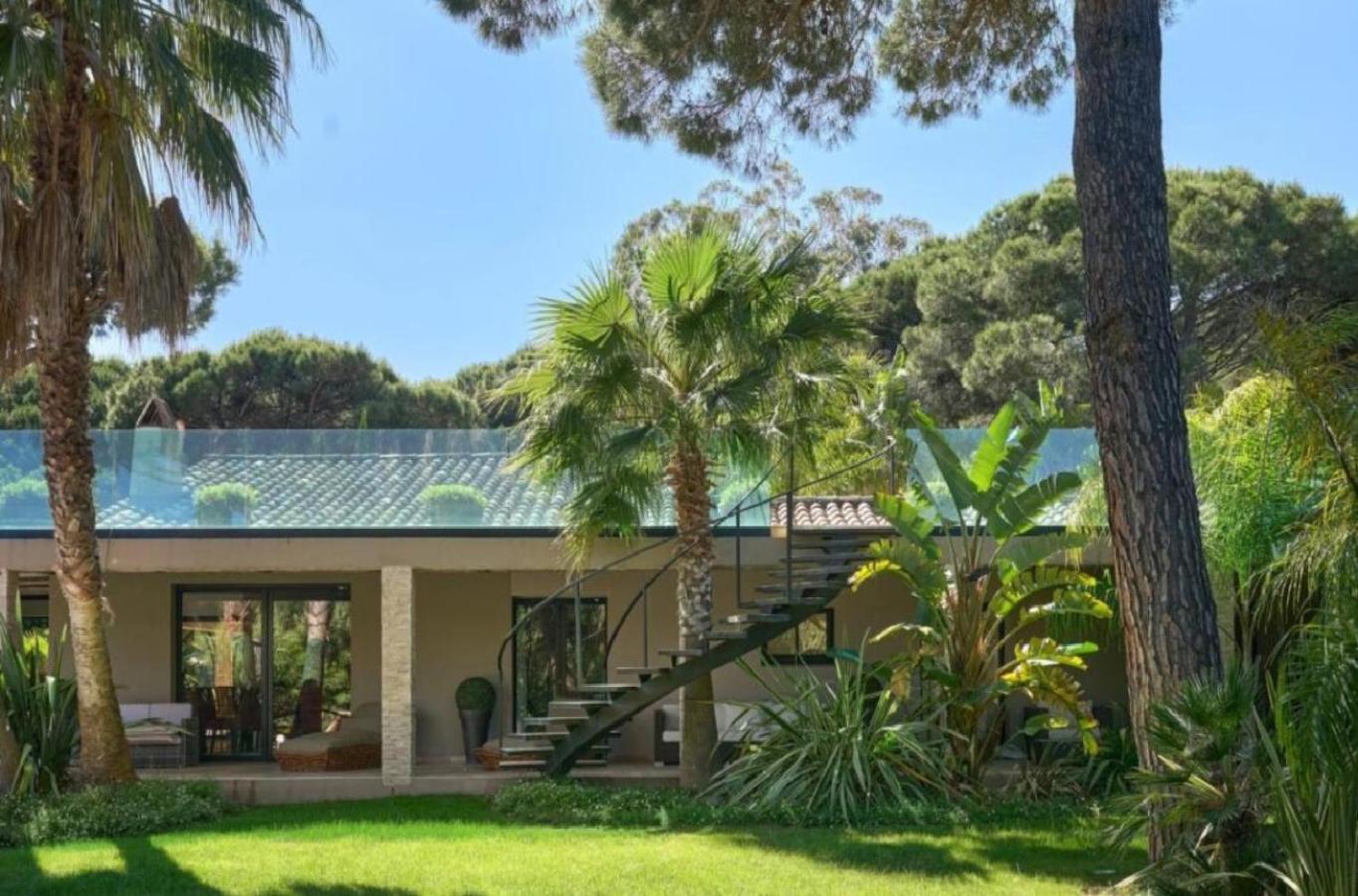 Eton Villa Saint-Tropez