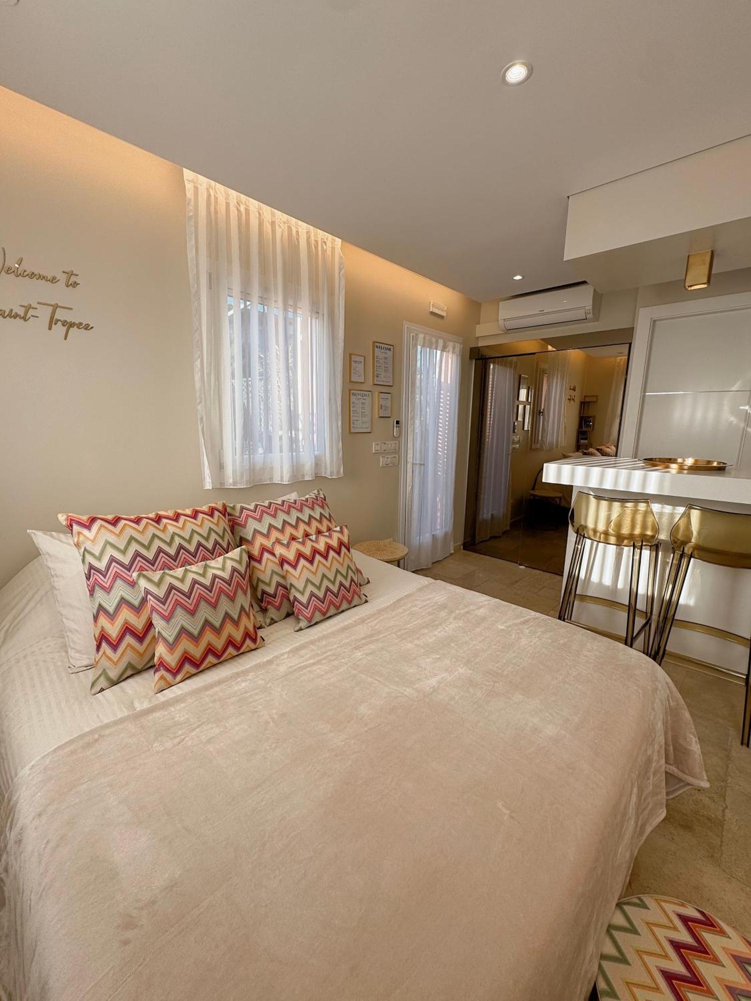 Climatise, Terrasse, Parking Prive, 50m De La Apartment *