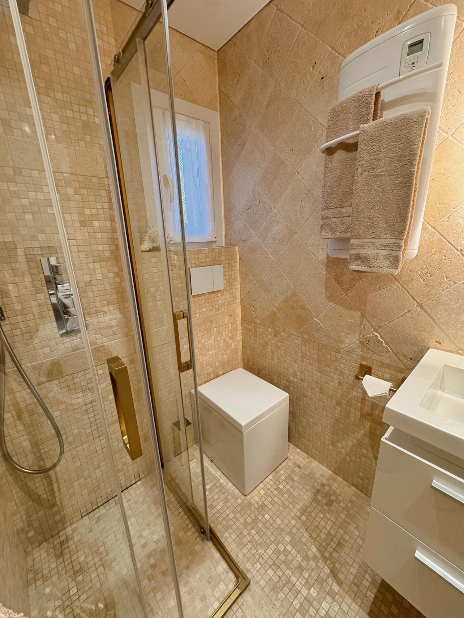 Climatise, Terrasse, Parking Prive, 50m De La Apartment *