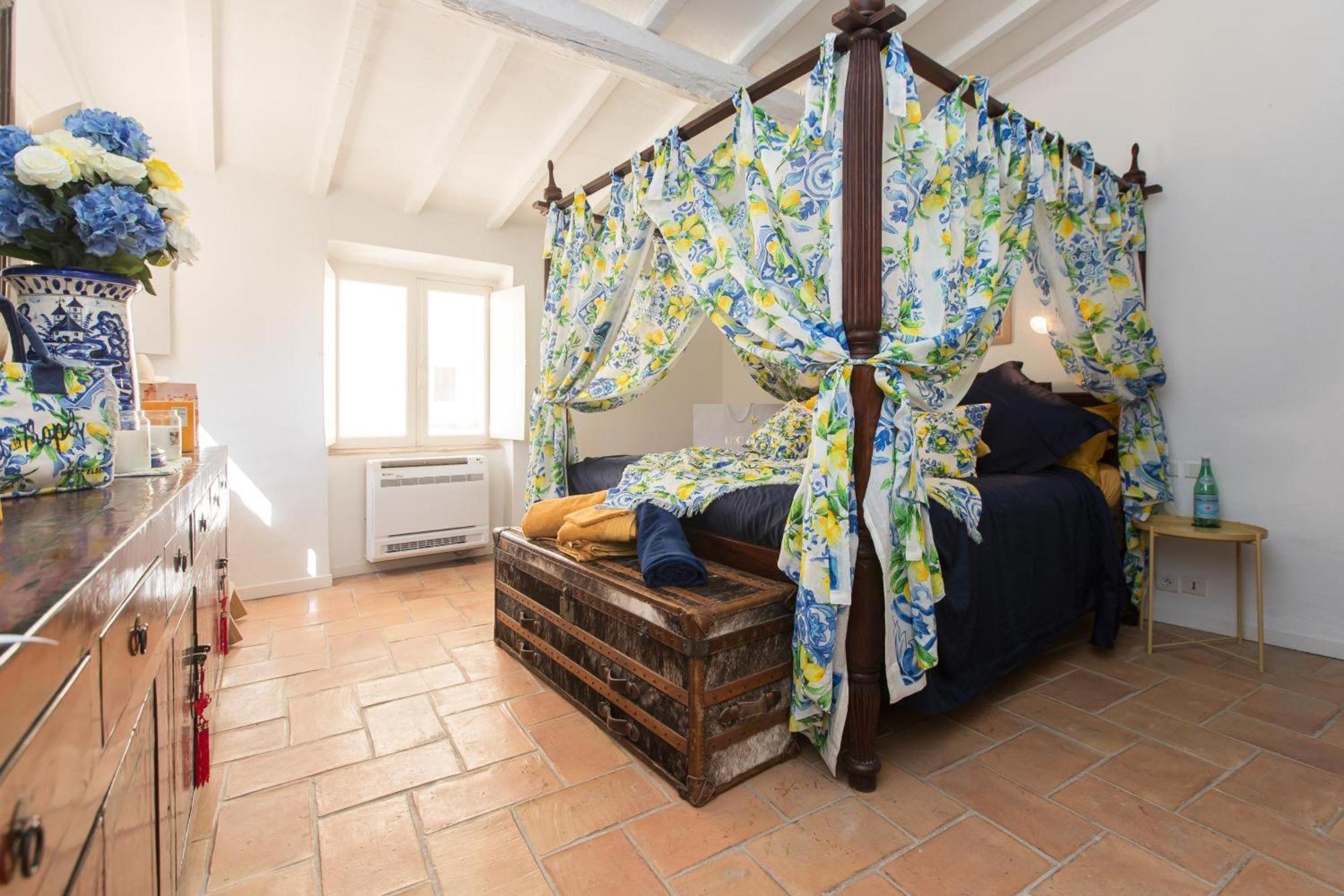 Absolute St Tropez *