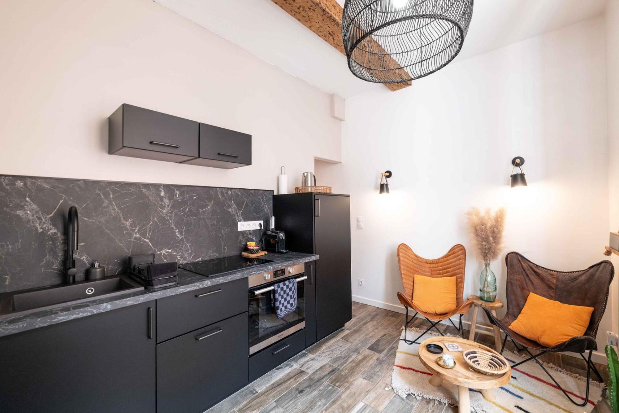 Tropez - Old Village - Modern & Cosy Apartment
