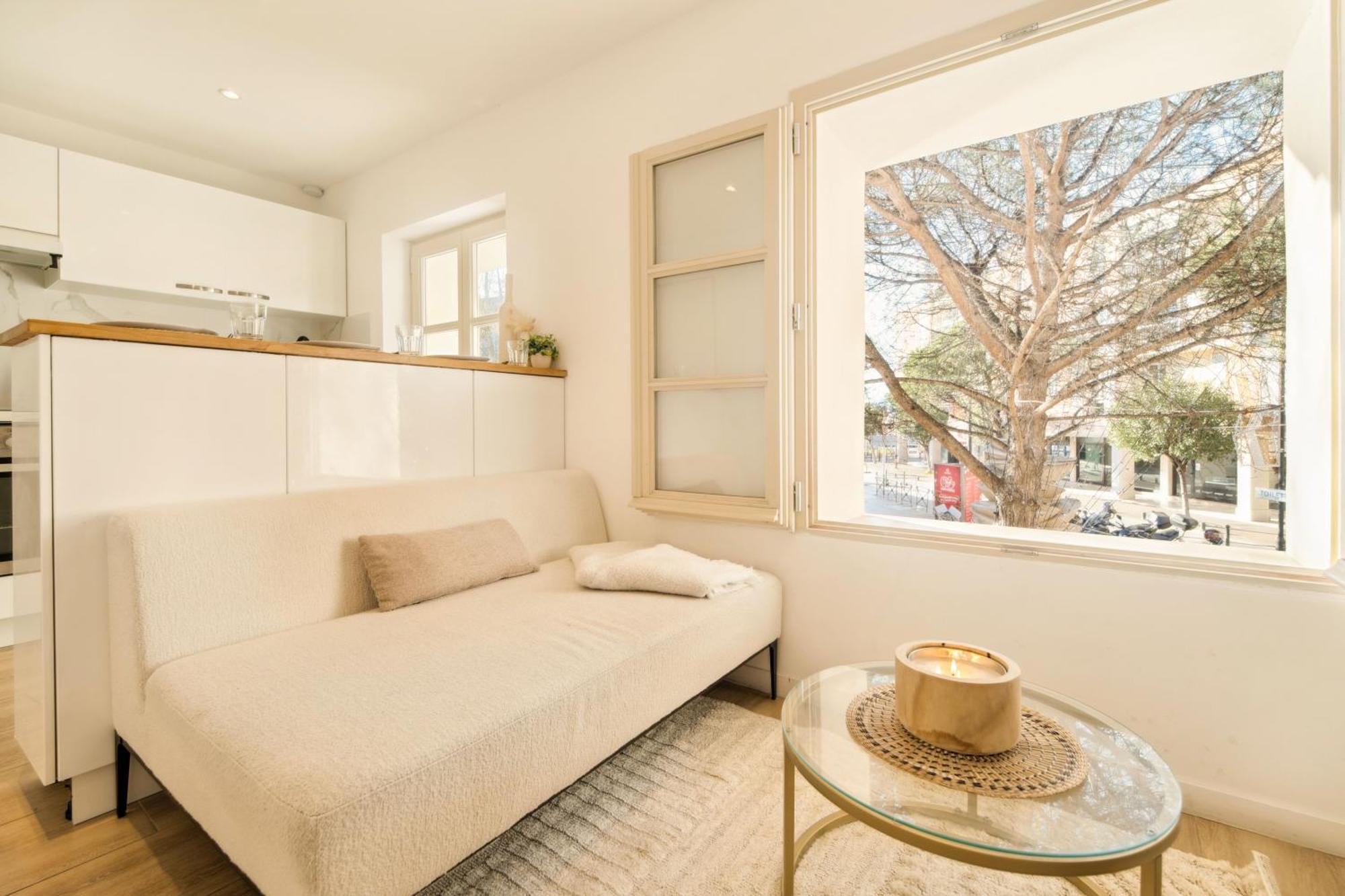 Apartment Charming - 2bd 4p - Center Of St Tropez