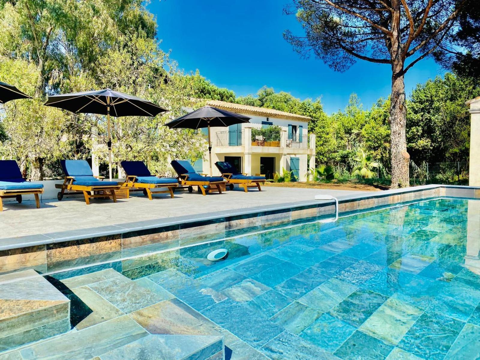 Couette-café Loumar Saint-Tropez