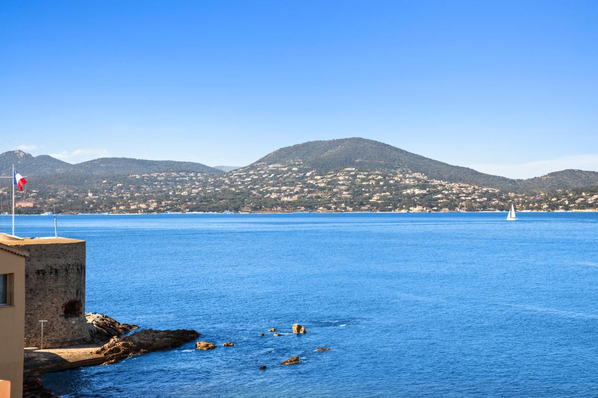 Apartment With Sea View In St Tropez - La Ponche