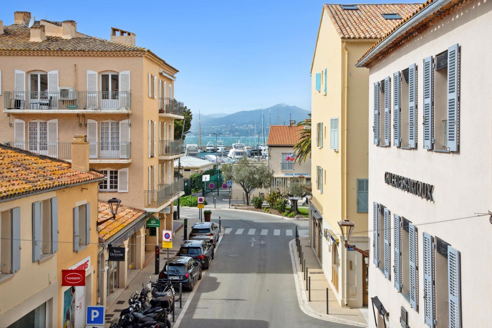 Deux Sur Meme Pallier, Confort Et Intimite Saint-Tropez