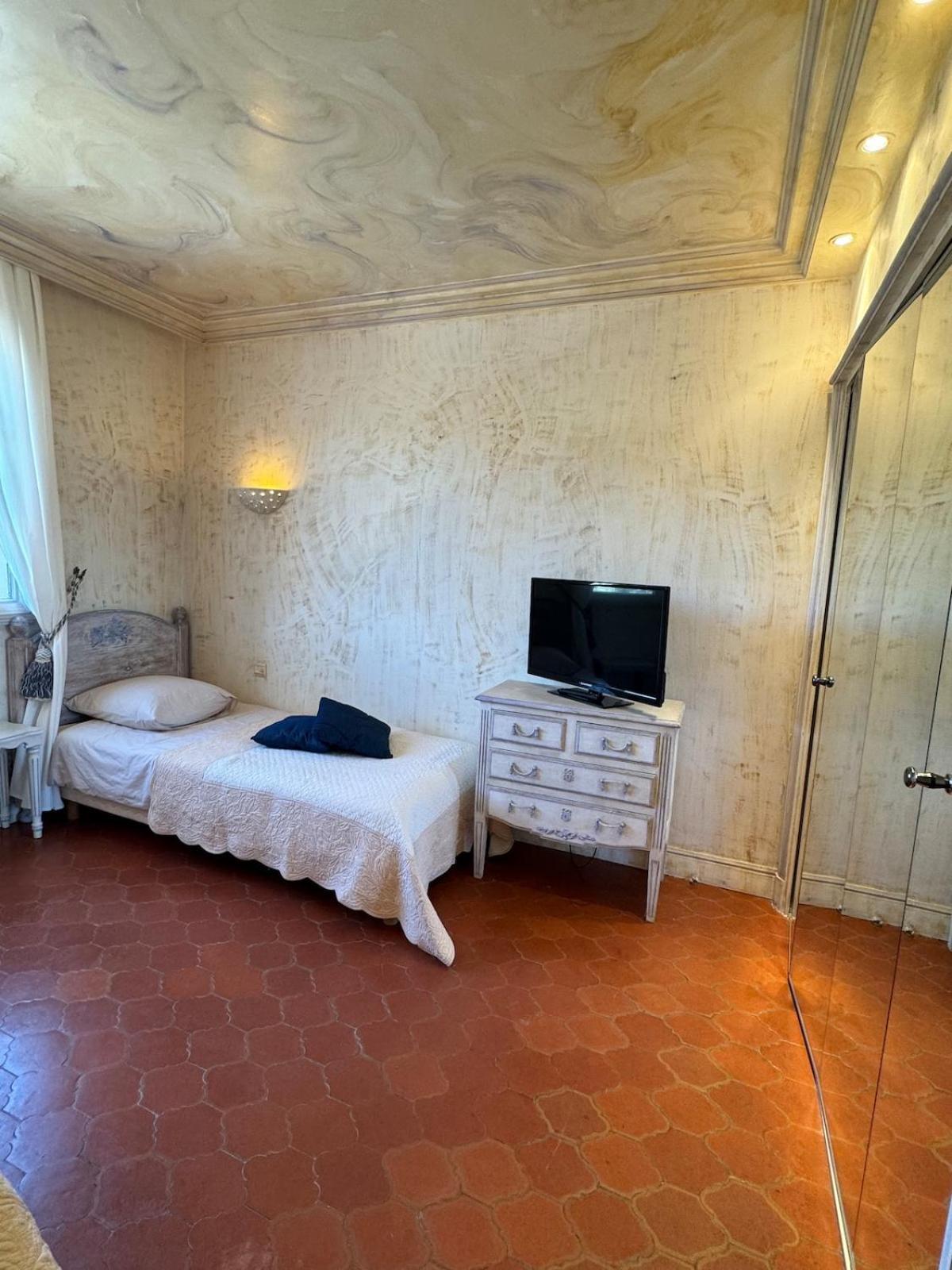 Apartment Place Des Lices,