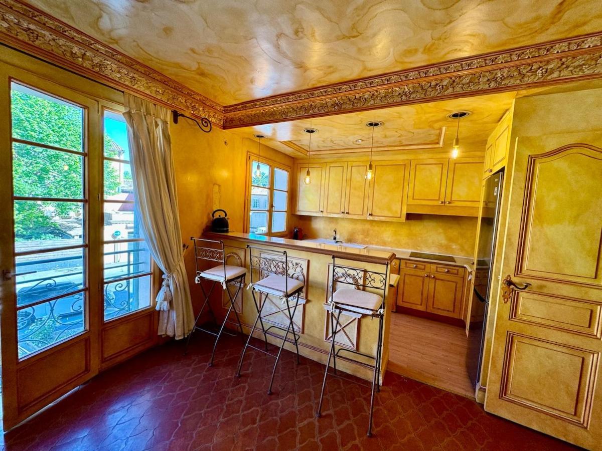 Place Des Lices, Apartment *
