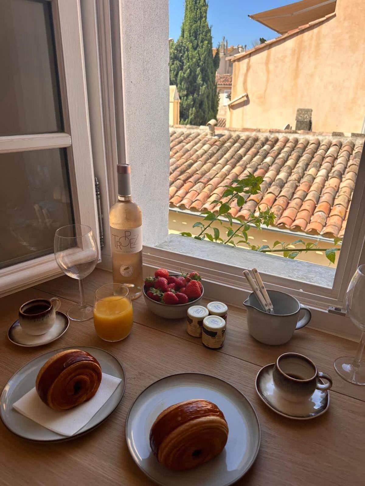 Apartment Le Paon The Heart Of St Tropez