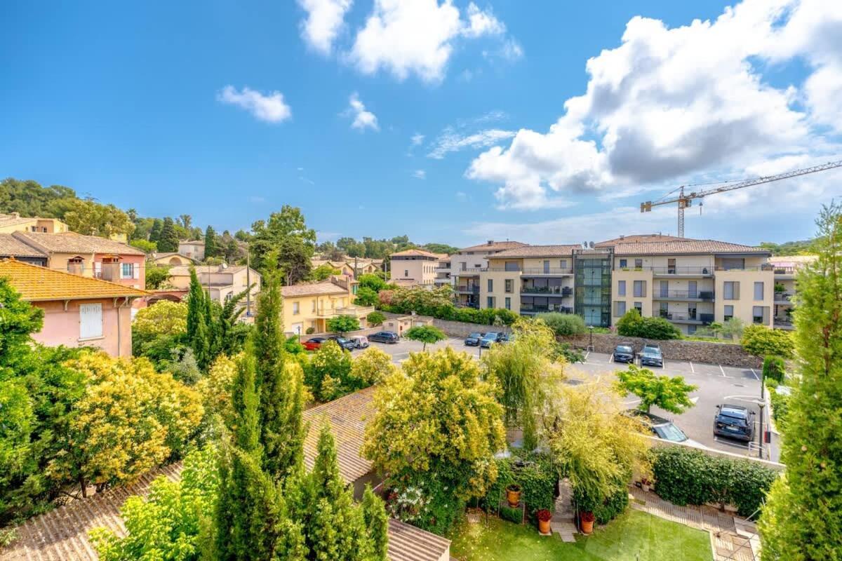 Apartment In The Heart Of St Tropez With Parking Saint-Tropez