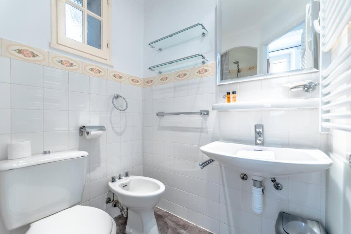 Chaleureux - St Tropez Centre - Port Apartment *