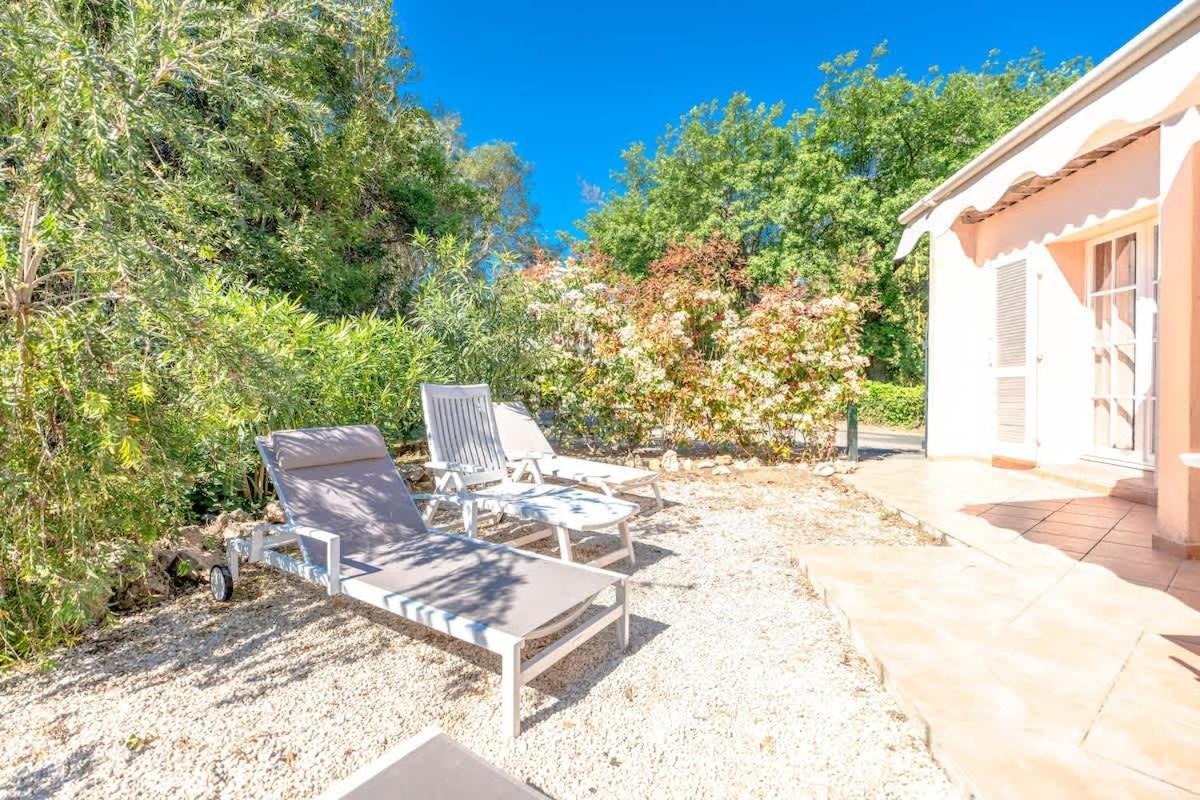 Little House With Terrace -saint-tropez *