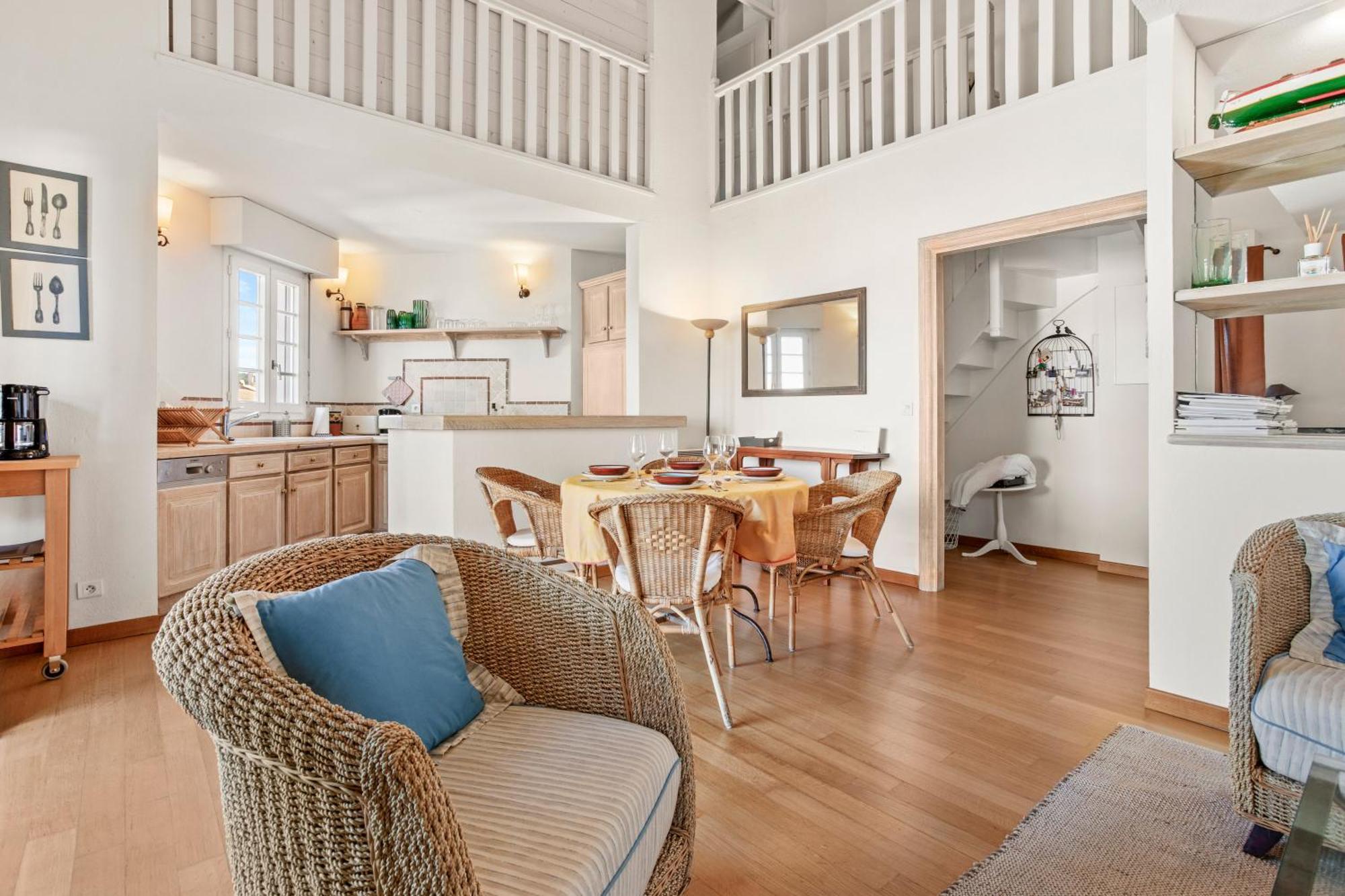 3 Bdr - Clos Sainte Anne