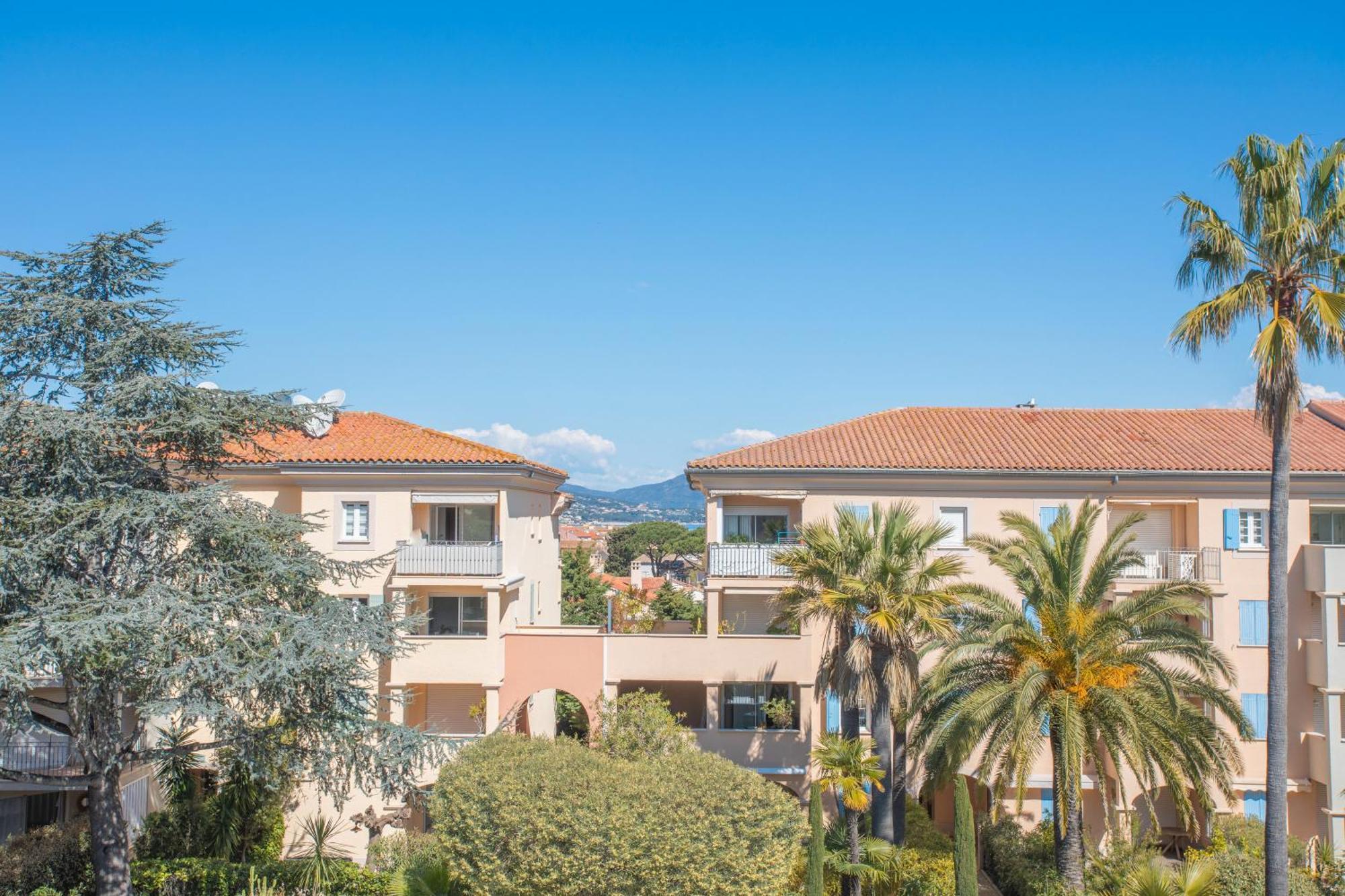 3 Bdr - Clos Sainte Anne