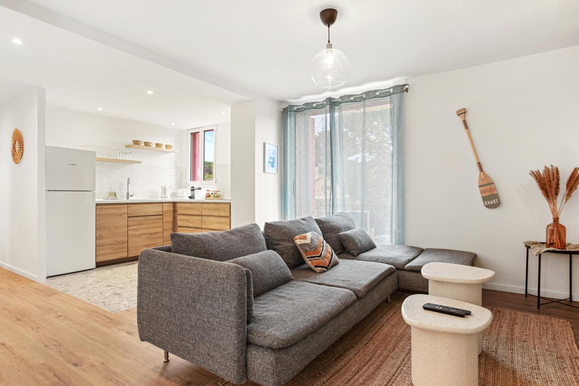 Magnifique 3 Pieces - Proximite Place Des Lices Avec Parking *