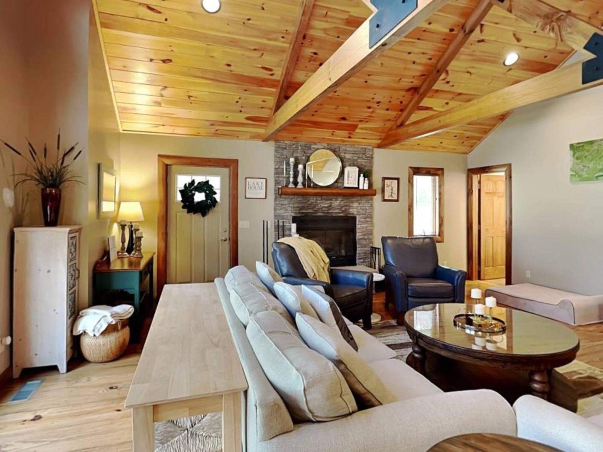 Holiday home Cozy Berev *