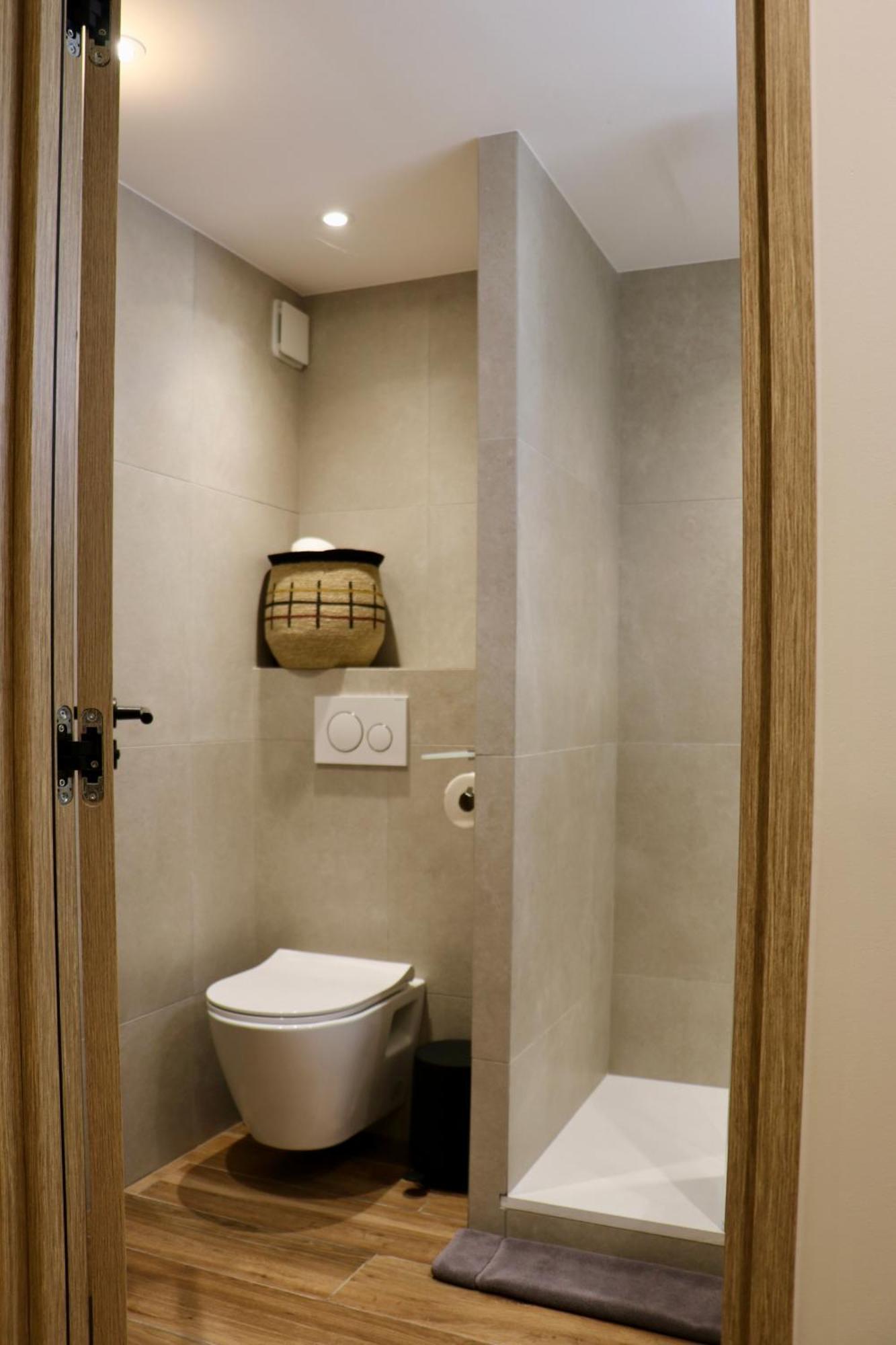 Sublime St Tropez 3 Bedrooms Pool Apartment