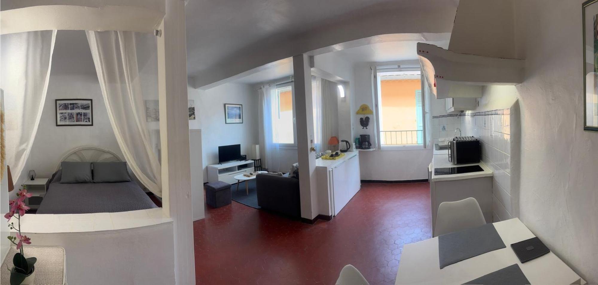 Gambetta Apartment *