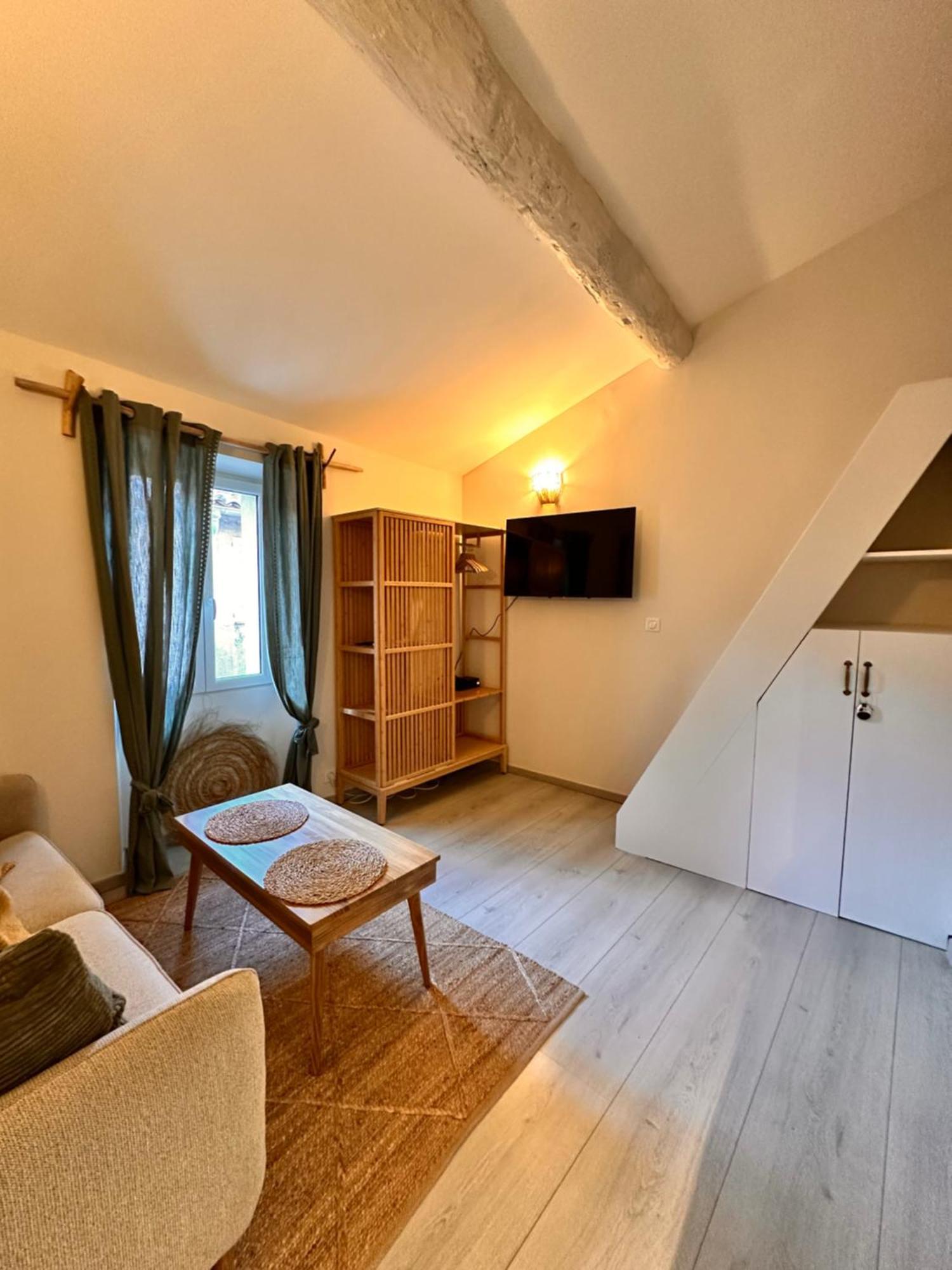 Apartment Cozy Le Cedre, Port De Tropez Saint-Tropez