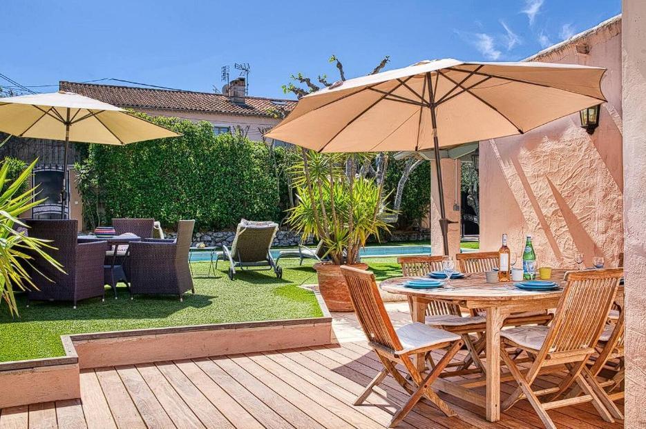 Beautifulwith A Swimming Pool! * Saint-Tropez