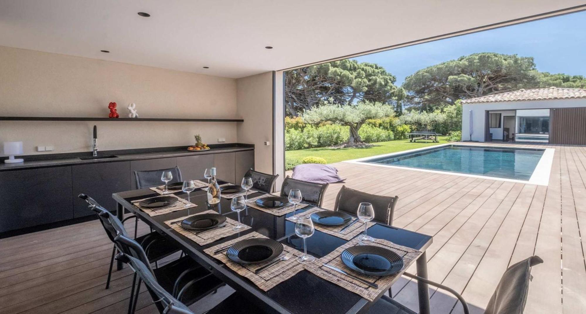 Moira Villa *