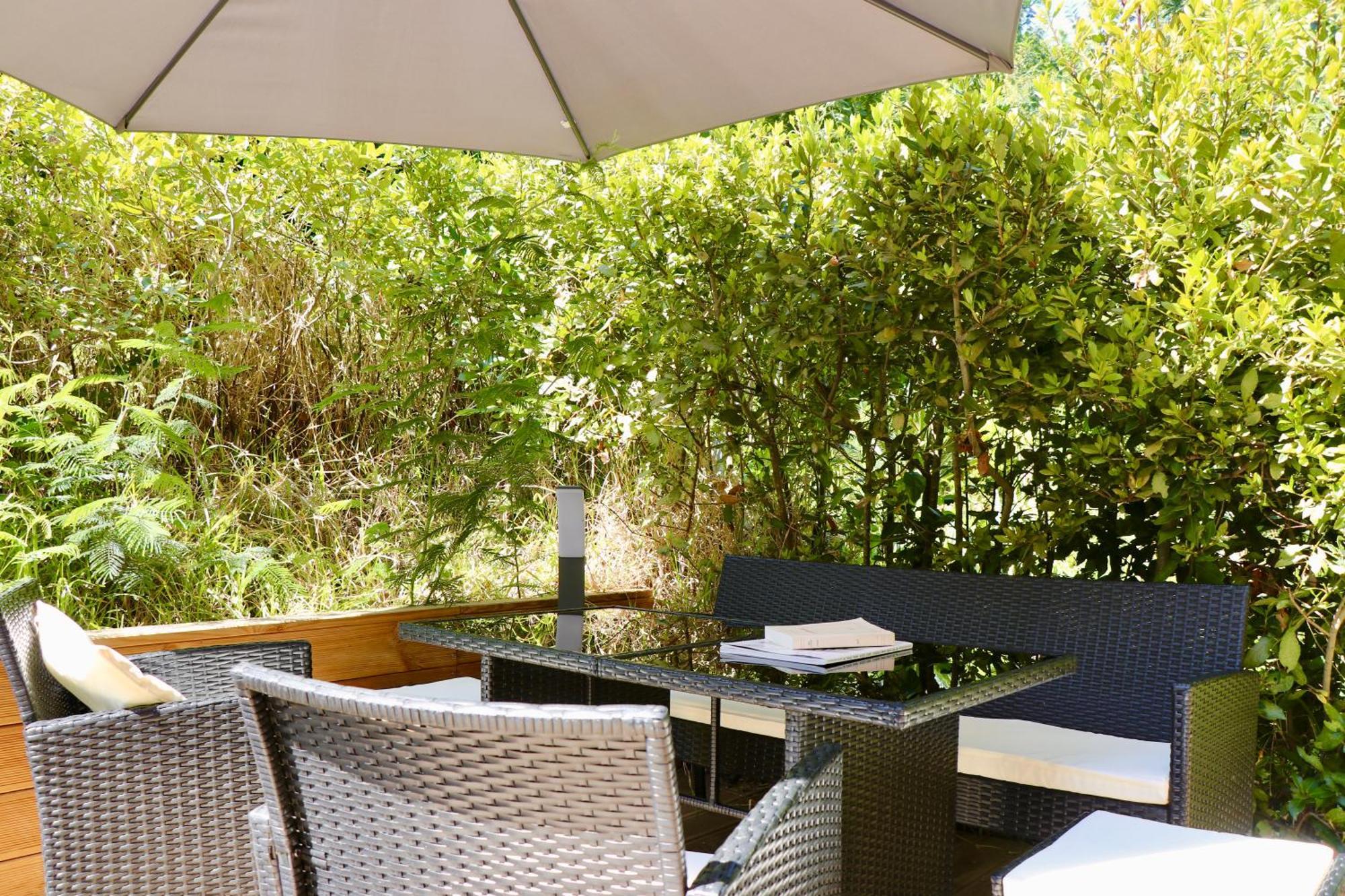 Sur 2 Niveaux Avec Terrasse A Saint-Tropez
