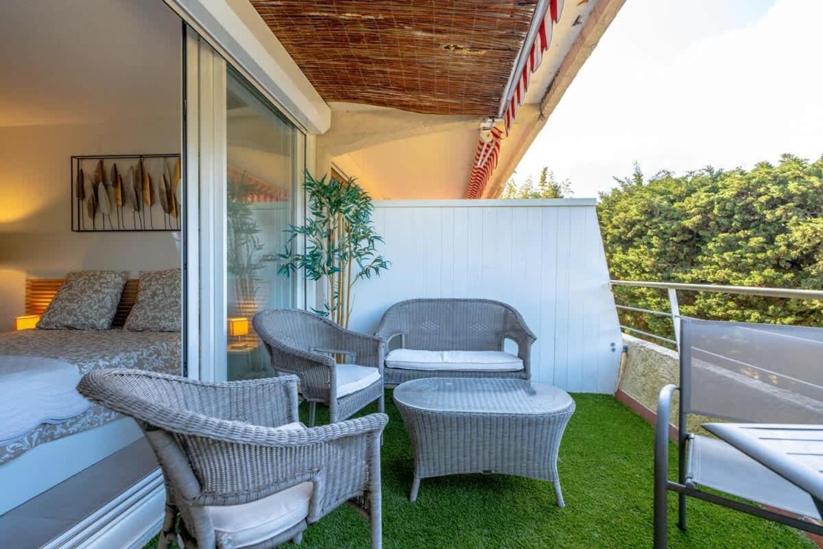 Apartment Eden L Pool L St-tropez Center L 2 People *