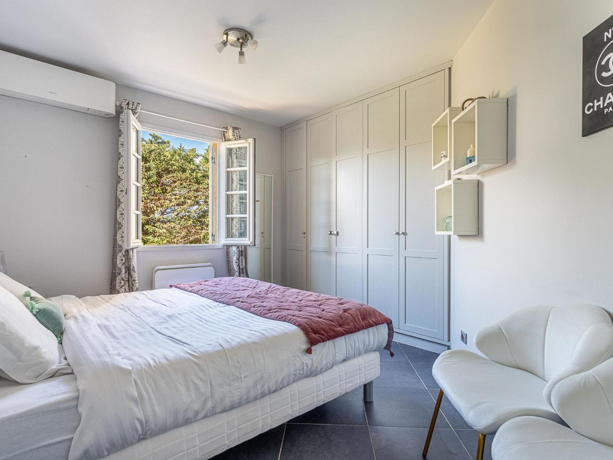 Le Clos Sainte Anne-2 By Interhome