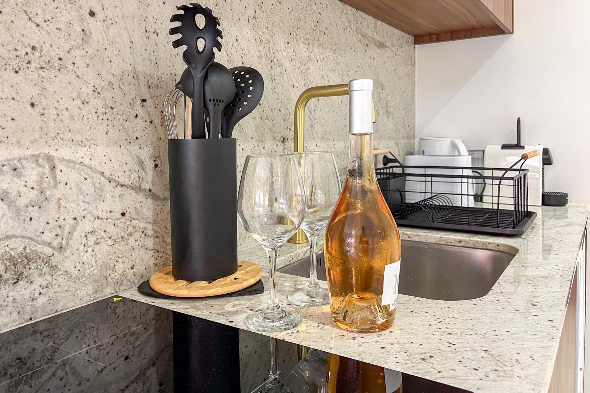 Apartment - Place Des Lices Saint-Tropez