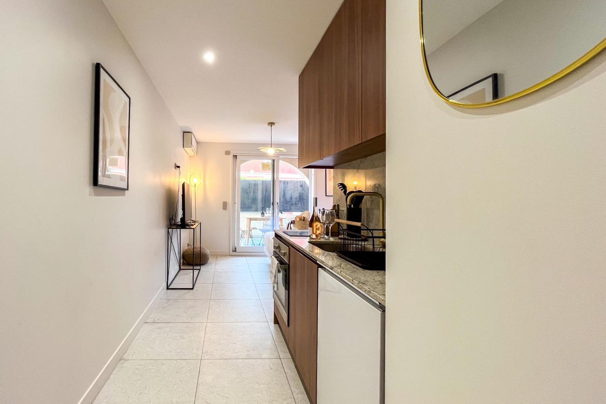 Apartment - Place Des Lices *