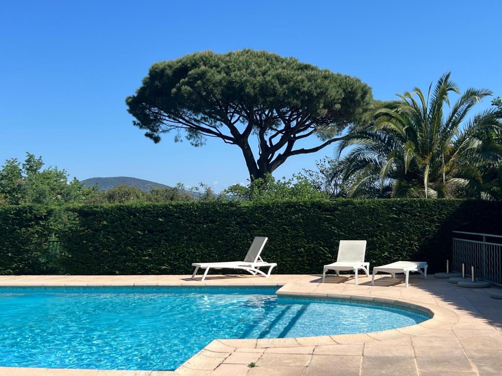 Le Tropezien - Vue A 180, 3 Chambres, Jardin & Piscine